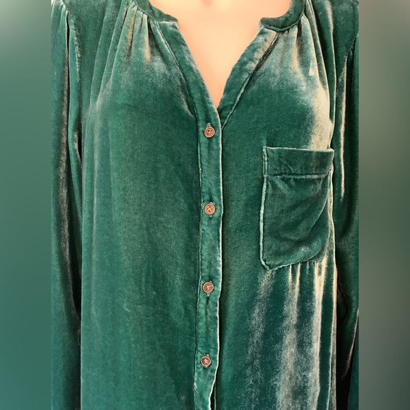 Sundance Catalong Green Crushed Velvet Long Sleeve Boho Top size S - Picture 2 of 6